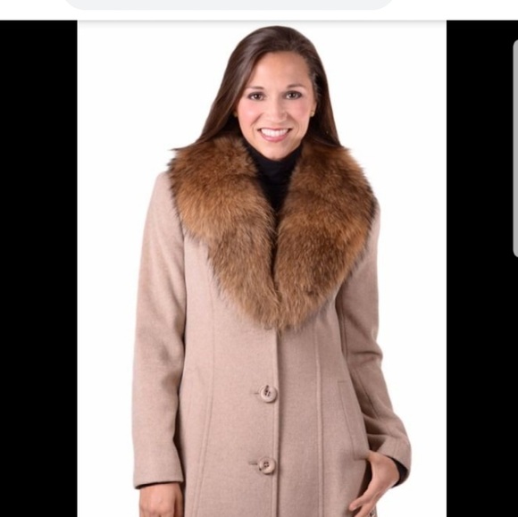 Fur and Cashmere 💥Free Gucci💥Coming Soon - Picture 1 of 1